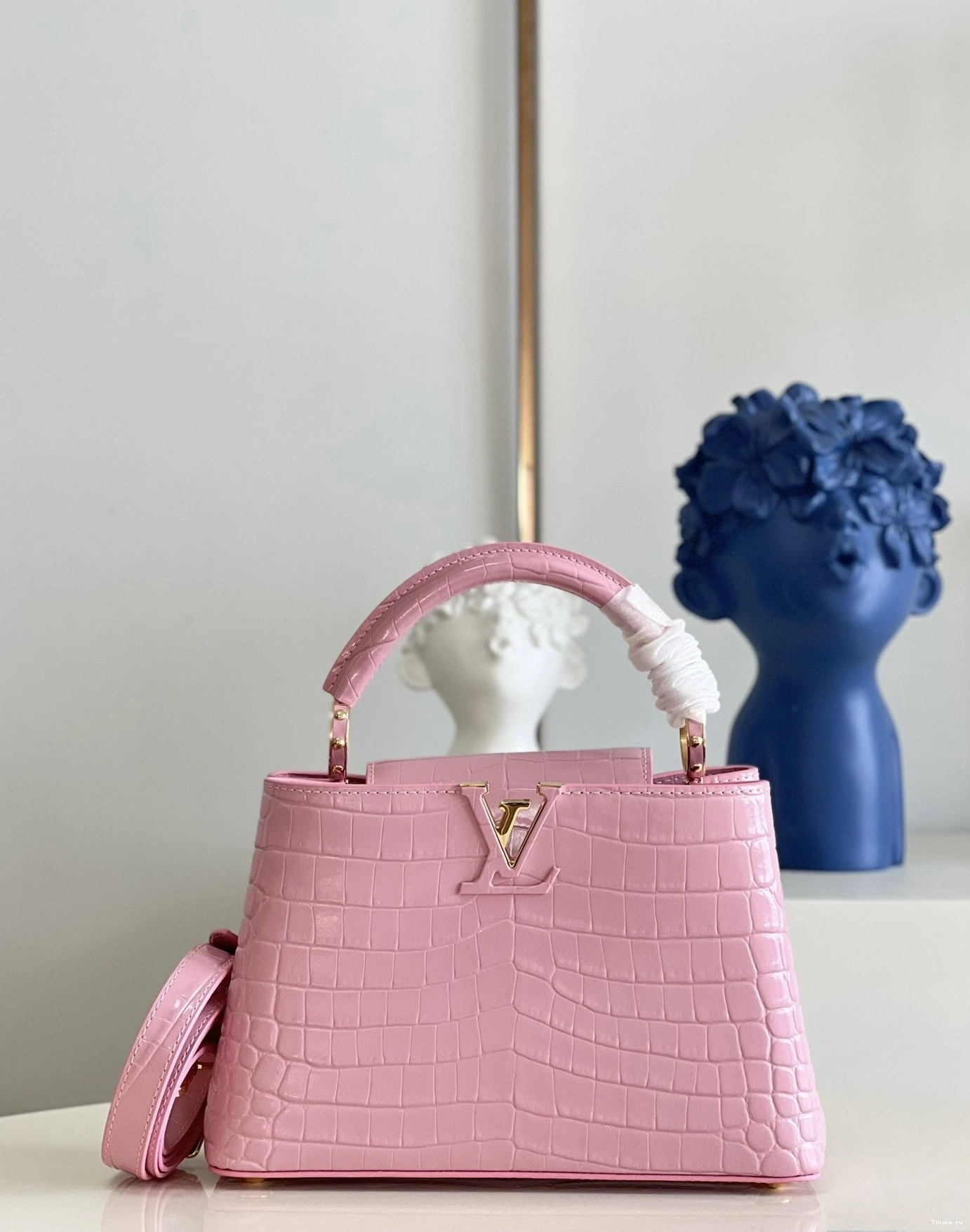 Affordable LOUIS BB CAPUCINES VUITTON 0806